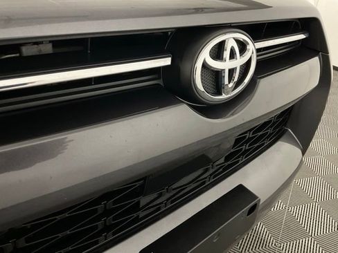 Used 2020 Toyota 4Runner SR5 Premium w/ Moonroof Package image 10