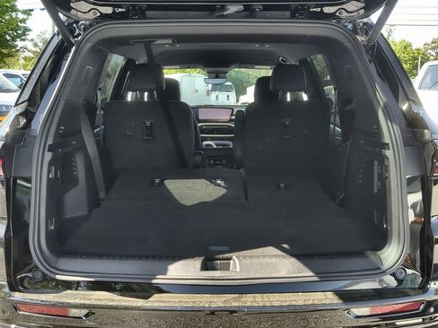 Used 2026 Buick Enclave Sport Touring w/ Power Package AWD/4WD image 26