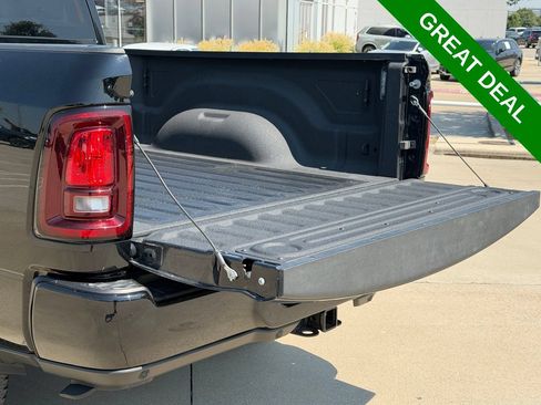 Used 2026 RAM 2500 Big Horn AWD/4WD image 39
