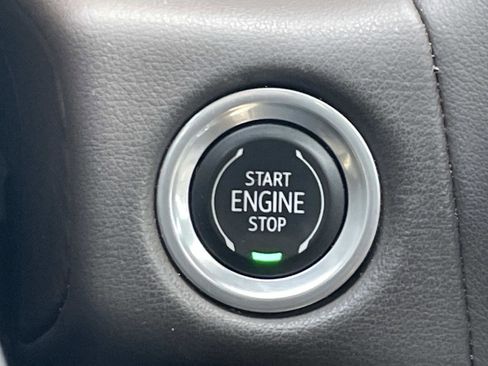 Used 2021 Chevrolet Tahoe LT image 26