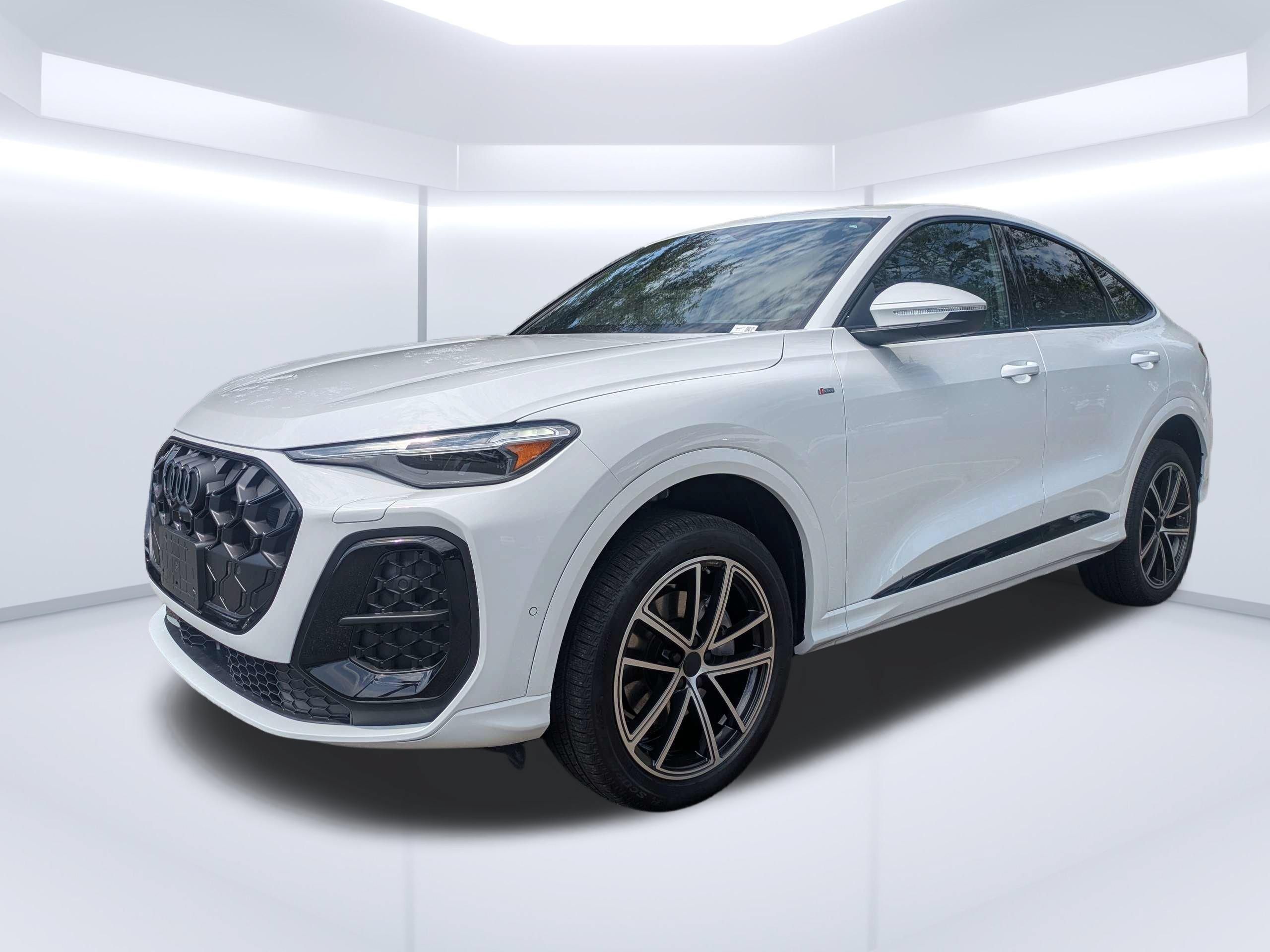 New 2026 Audi Q5 Premium Plus AWD/4WD image 4