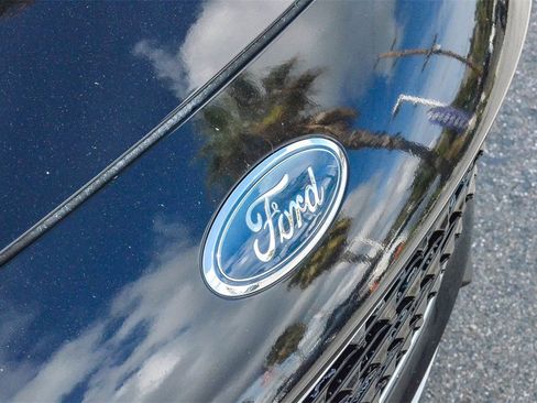 Used 2020 Ford Escape SEL image 12