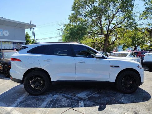 Used 2017 Jaguar F-PACE Premium AWD/4WD image 16