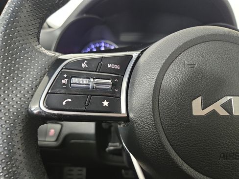 Used 2022 Kia Forte GT-Line w/ GT-Line Premium Package image 15