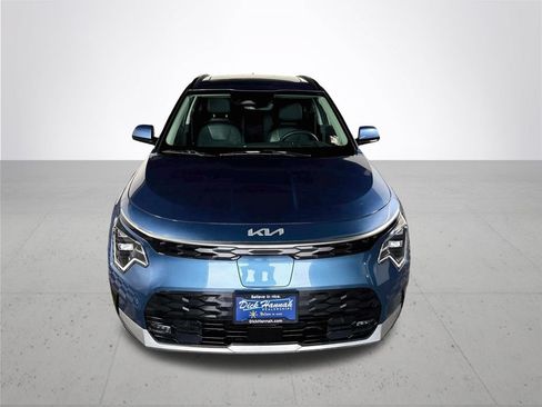Certified 2023 Kia Niro Wave FWD image 3