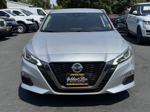 Used 2020 Nissan Altima 2.5 SR FWD image 6