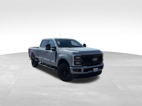Used 2026 Ford F250 XL w/ STX Appearance Package AWD/4WD image 8