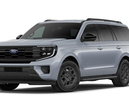New 2026 Ford Expedition Active image 1