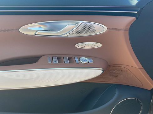 New 2026 Genesis GV70 2.5T Advanced AWD/4WD image 23