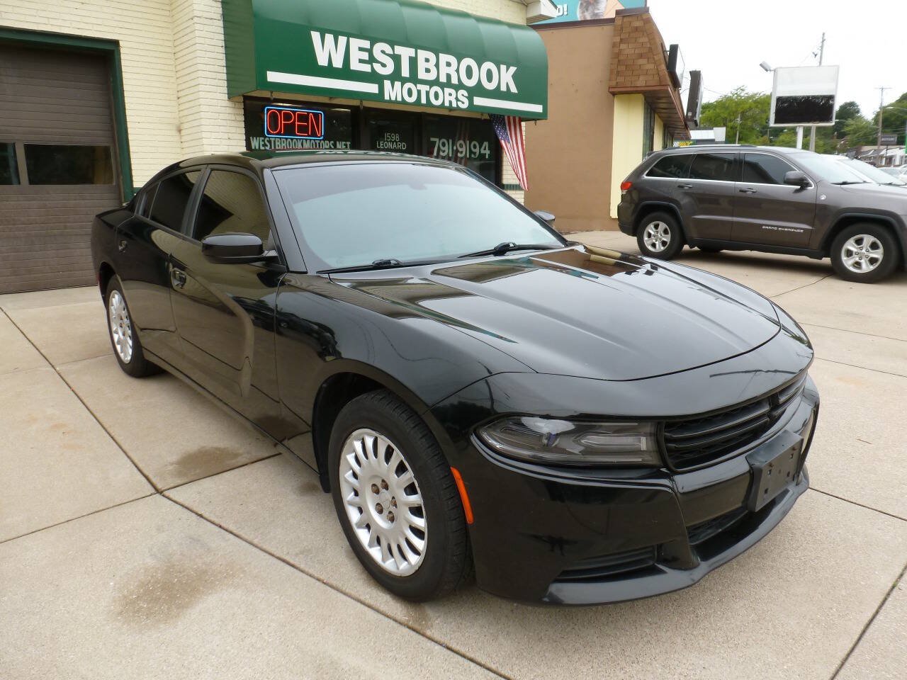 Used 2017 Dodge Charger Police w/ Street Appearance Group AWD/4WD image 1