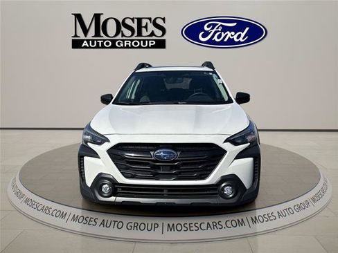 Used 2025 Subaru Outback Onyx Edition AWD/4WD image 2