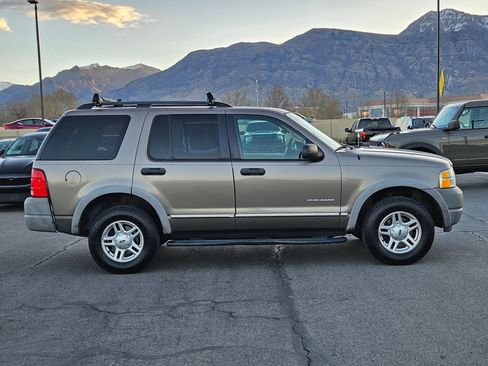 Used 2002 Ford Explorer XLS image 2