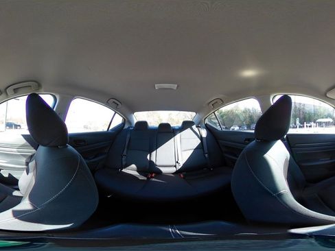 Used 2025 Nissan Altima 2.5 SV image 37