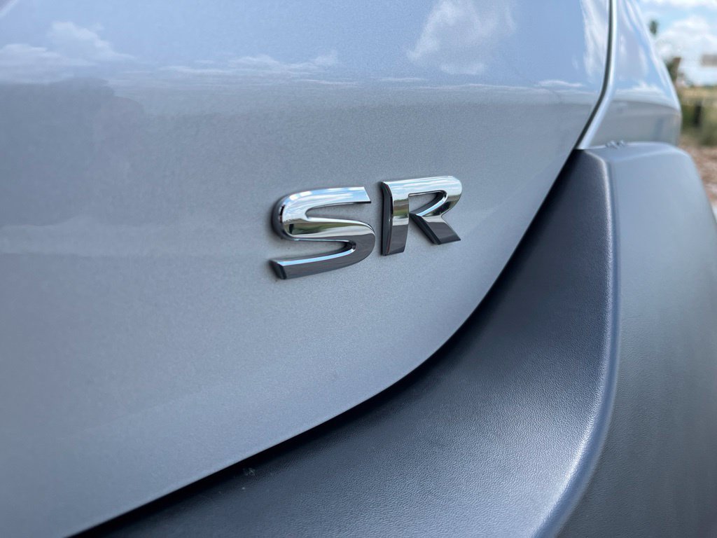 Used 2019 Nissan Kicks SR FWD image 9