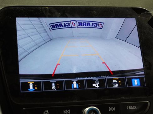 Used 2024 Chevrolet Equinox LT image 28