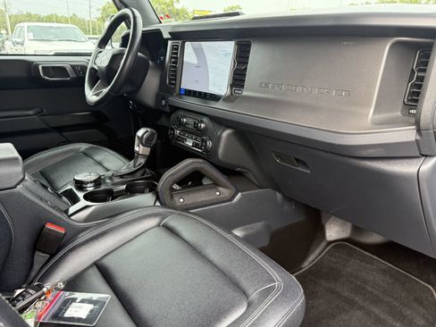 Certified 2025 Ford Bronco Badlands AWD/4WD image 17