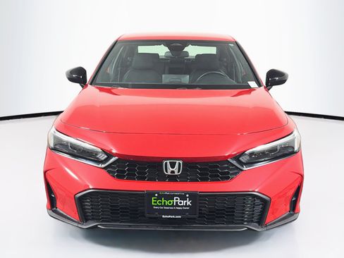 Used 2025 Honda Civic Sport image 2