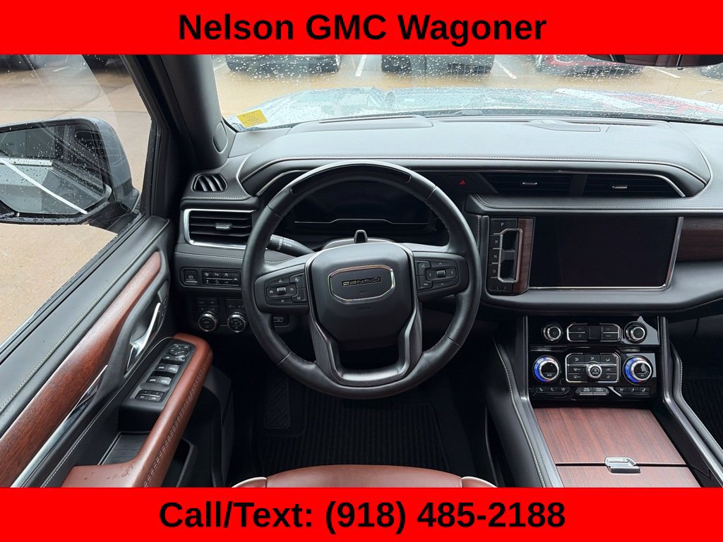 Used 2023 GMC Yukon Denali Ultimate AWD/4WD image 27