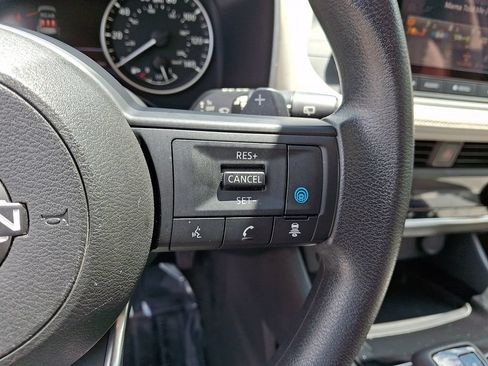 Certified 2024 Nissan Rogue SV AWD/4WD image 22