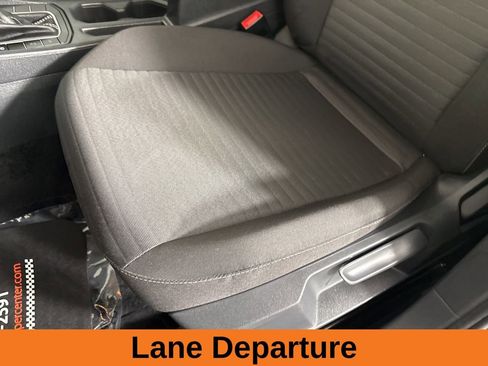 Used 2024 Volkswagen Jetta S image 9