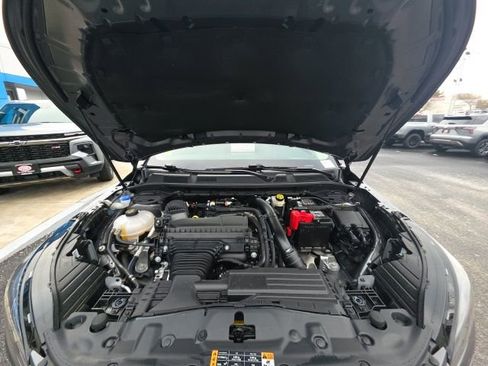 Used 2025 Lincoln Corsair AWD w/ Equipment Group 101A image 35