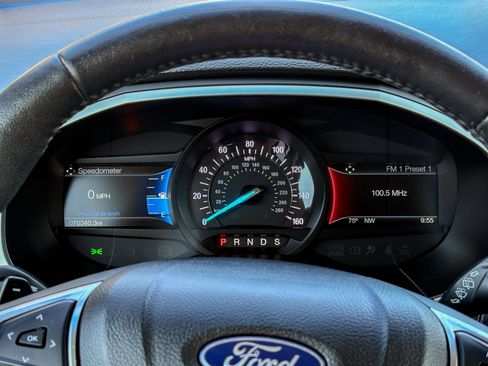 Used 2018 Ford Edge SEL w/ Equipment Group 201A AWD/4WD image 18