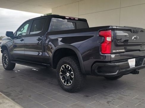 Used 2023 Chevrolet Silverado 1500 ZR2 w/ Technology Package image 8