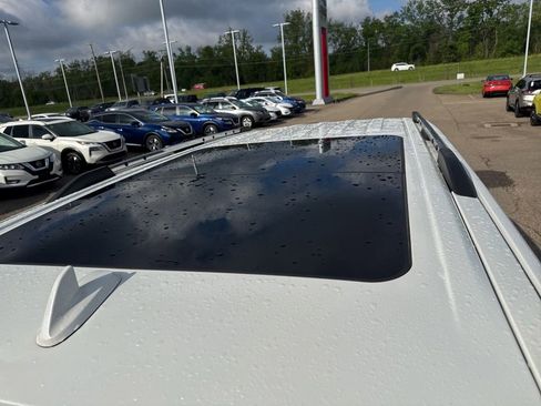 Used 2023 Ford Expedition Limited AWD/4WD image 33