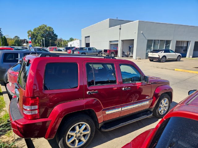 Used 2012 Jeep Liberty Sport AWD/4WD image 2