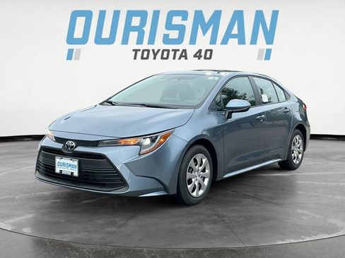 New 2026 Toyota Corolla LE image 2