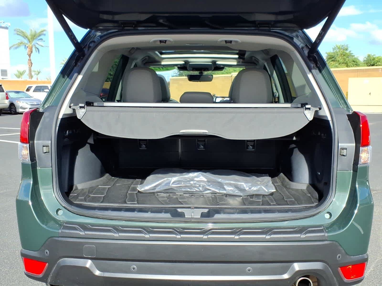 Certified 2023 Subaru Forester Limited AWD/4WD image 12
