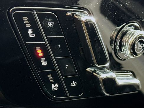 Used 2025 Cadillac Optiq Sport 2 image 5