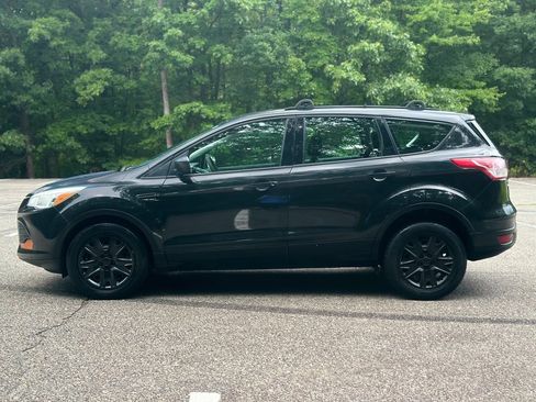 Used 2014 Ford Escape S FWD image 4