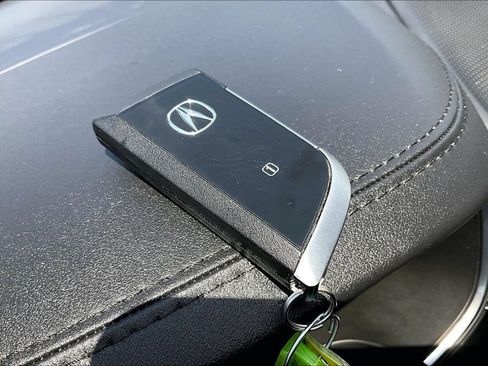 Used 2025 Acura MDX SH-AWD w/ Technology Package image 12