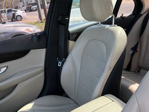 Used 2016 Mercedes-Benz C 300 4MATIC Sedan image 13