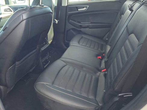 Used 2024 Ford Edge SEL w/ Convenience Package image 11