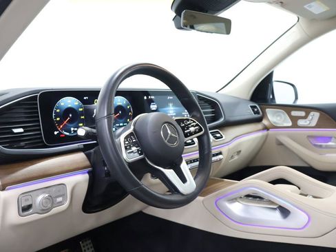 Certified 2023 Mercedes-Benz GLS 450 4MATIC image 15