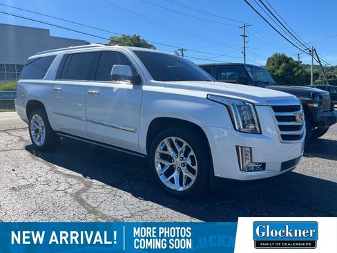 Used 2016 Cadillac Escalade ESV Premium AWD/4WD image 1