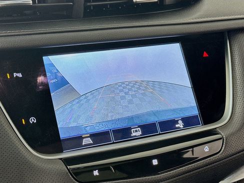 Used 2021 Cadillac XT5 Premium Luxury image 17