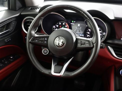 Used 2020 Alfa Romeo Stelvio Sprint w/ Nero Edizione image 10