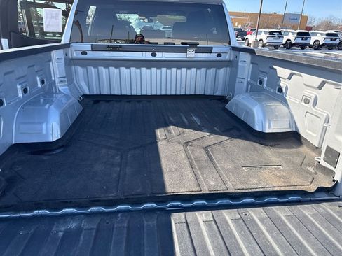 Used 2022 Chevrolet Silverado 1500 LT image 23