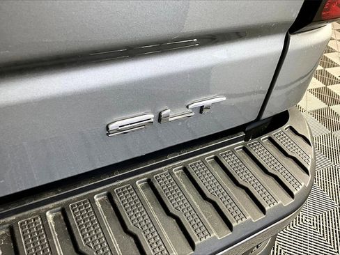 New 2026 GMC Sierra 1500 SLT w/ SLT Premium Package image 10