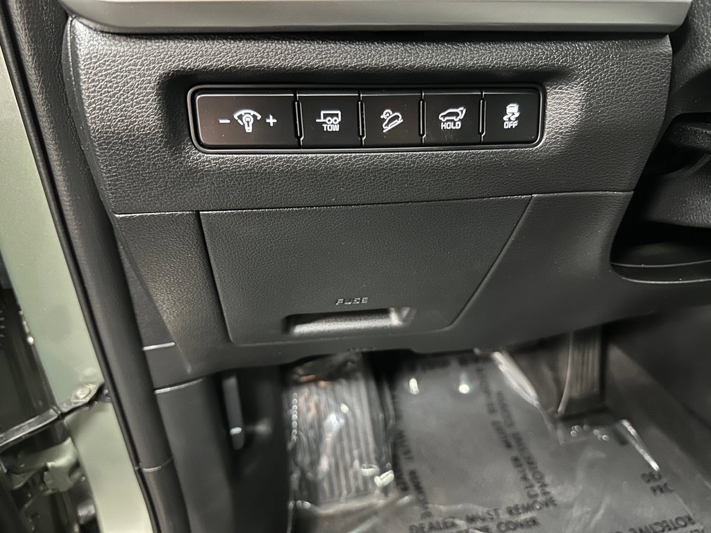 Used 2023 Kia Telluride AWD image 36