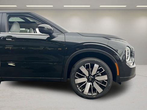 New 2026 Mitsubishi Outlander SE AWD/4WD image 7