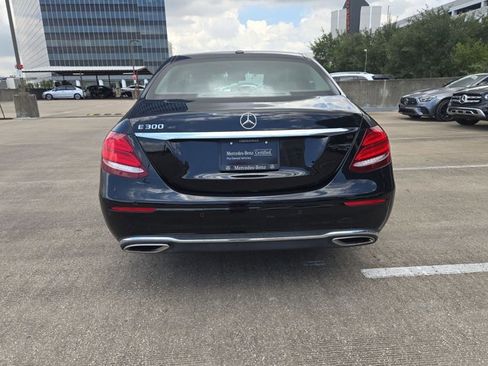 Used 2018 Mercedes-Benz E 300 image 7