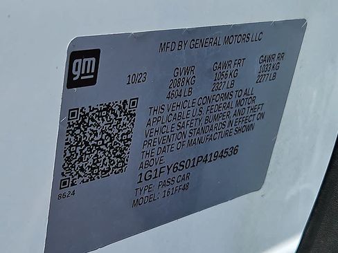 Used 2023 Chevrolet Bolt EUV LT w/ Convenience Package FWD image 27