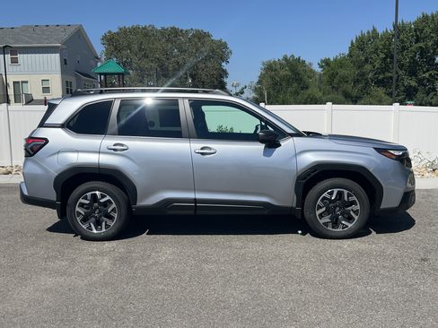 New 2026 Subaru Forester Premium AWD/4WD image 7