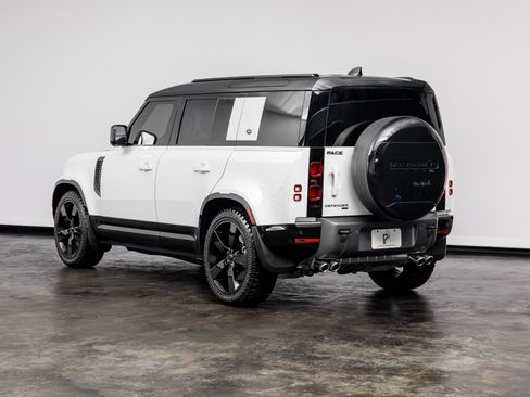Used 2023 Land Rover Defender 110 X-Dynamic SE AWD/4WD image 15