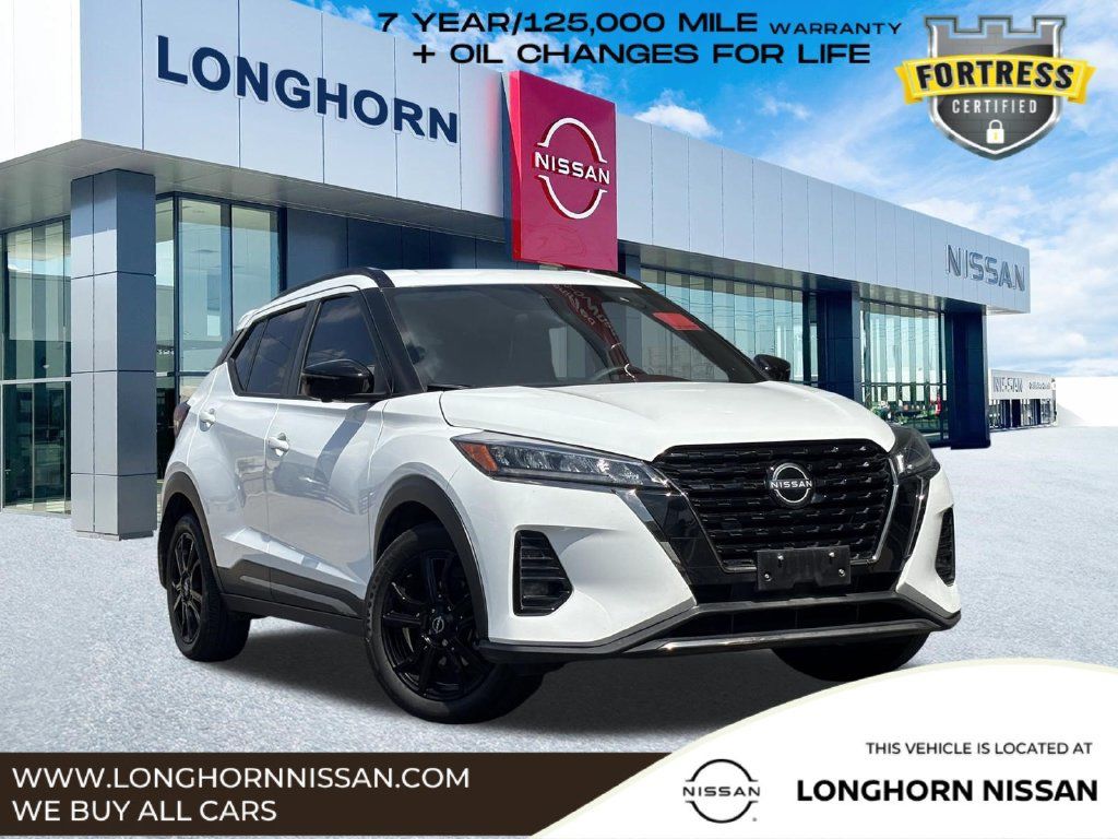Used 2024 Nissan Kicks SR w/ SR Premium Package FWD image 1