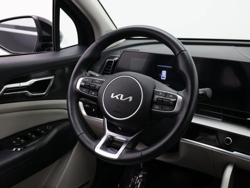 Used 2024 Kia Sportage EX FWD image 31